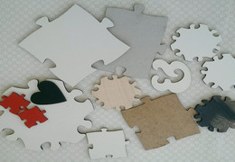 Frei gestaltete Puzzleteile